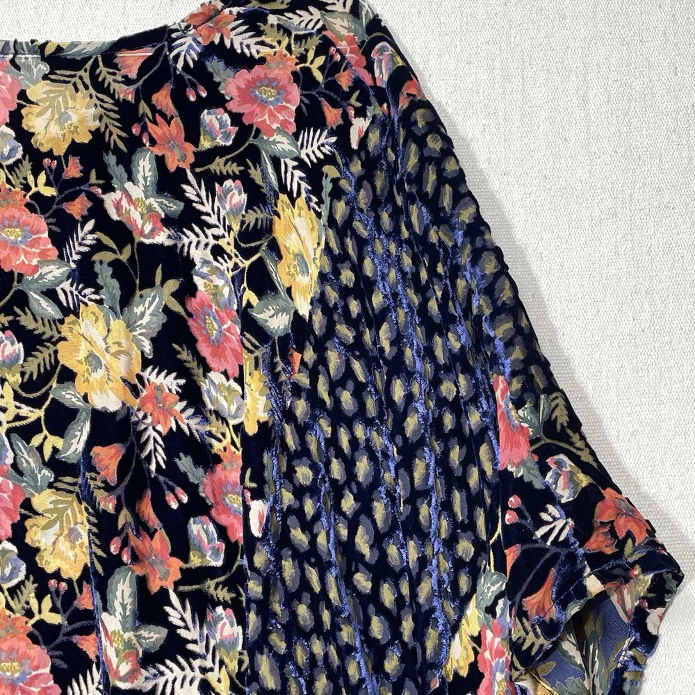 Johnny Was Velvet Burnout Blouse Women's L Blue Floral Print Kimono Sleeve Silk - Picture 14 of 15